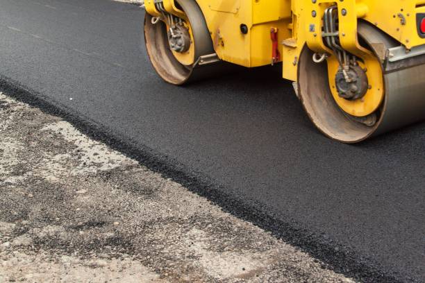 Best Driveway Pavers Near Me  in Carbondale, KS